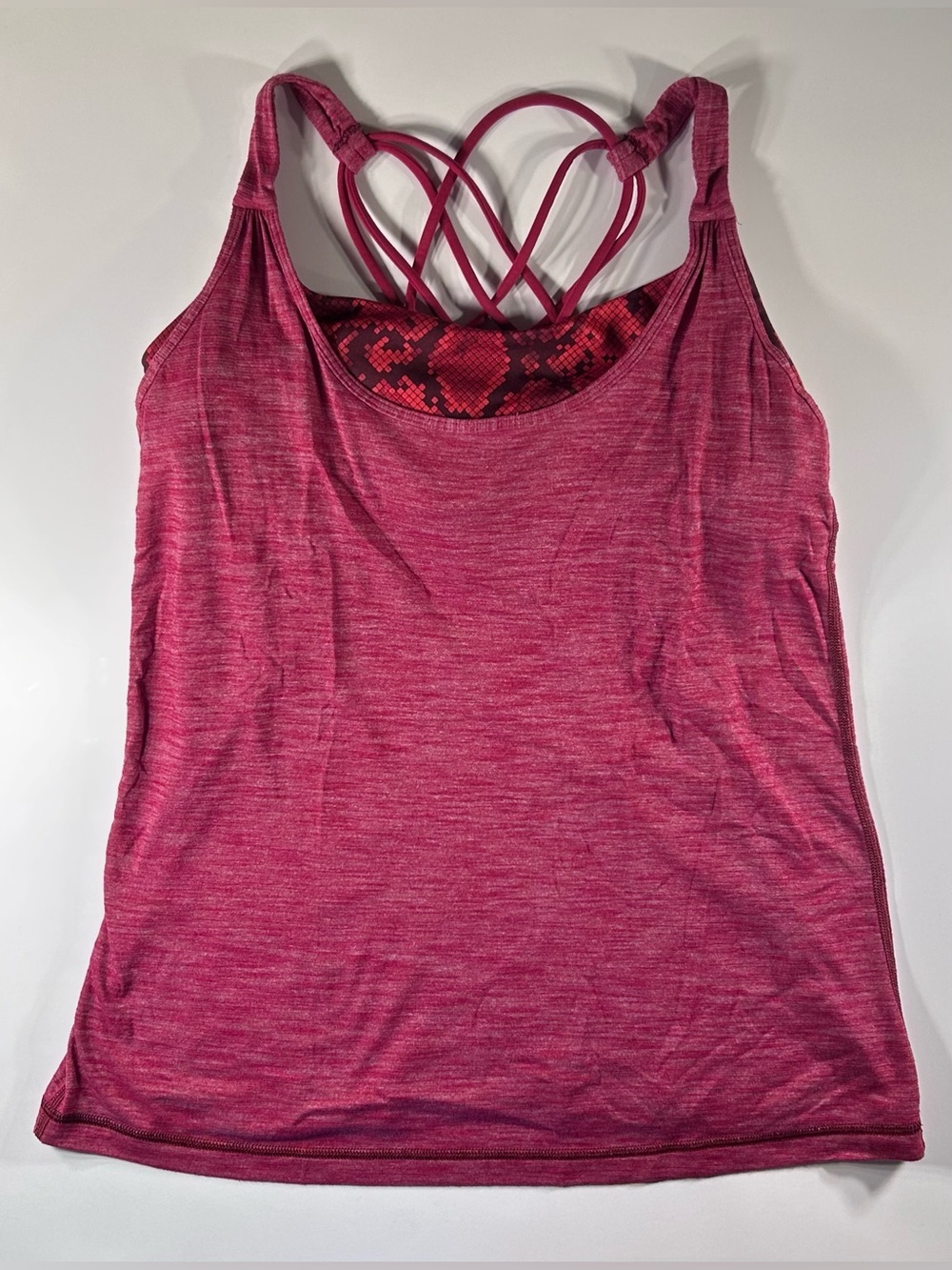 Lululemon Built-In Bra Yoga Tank Athleisure Heathered Magenta Red Snakeskin 8
